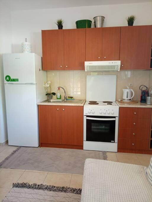 Sunny Mountain View With Free Parking * Иксиа
