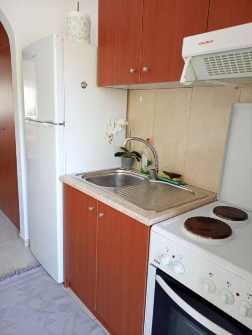 Apartment Sunny Mountain View With Free Parking Ixia (Rhodes)